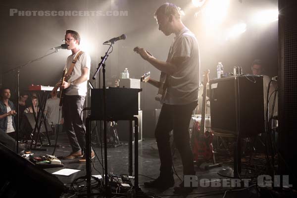 TOM VEK - 2014-06-12 - PARIS - La Fleche d'Or - 